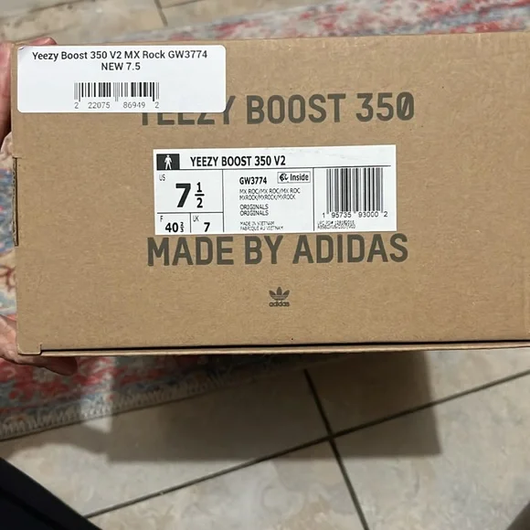 Yeezy boost 350 - Picture 6 of 6